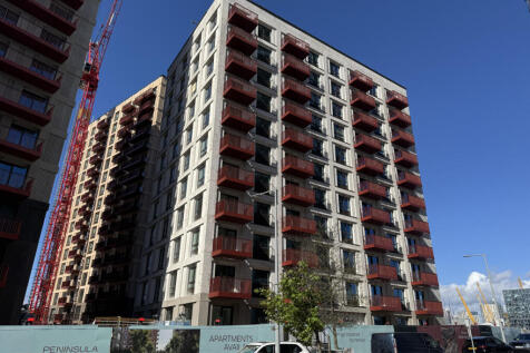 Studio flat for sale