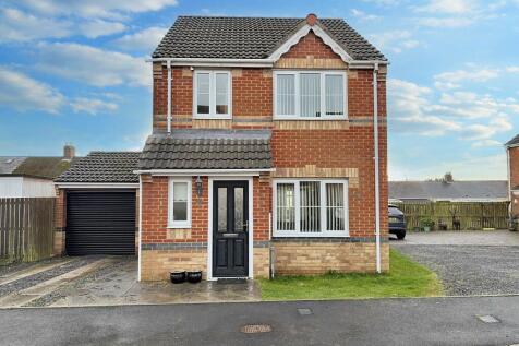 The Croft, Stanley DH9 3 bed detached house for sale