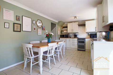 Bevan Way, Canterbury CT3 3 bed terraced house for sale