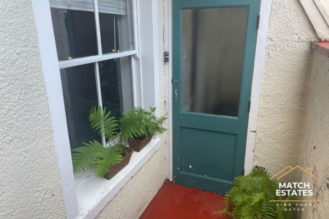 Fort Crescent, Margate CT9 1 bed flat for sale