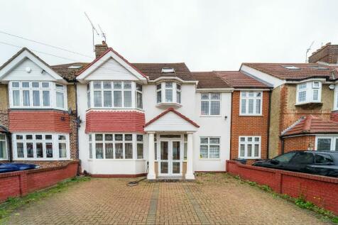 6 bedroom semi-detached house for sale