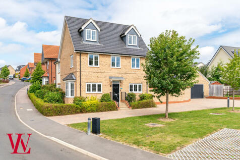 5 bedroom detached house for sale