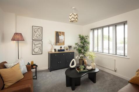 4 bedroom town house for sale