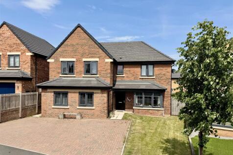 6 bedroom detached house for sale