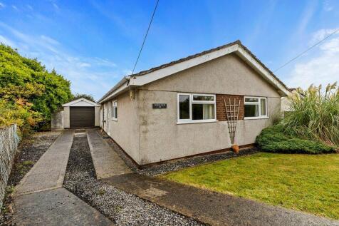 Pencaerfenni Park, Swansea SA4 3 bed detached bungalow for sale