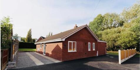 4 bedroom detached bungalow for sale