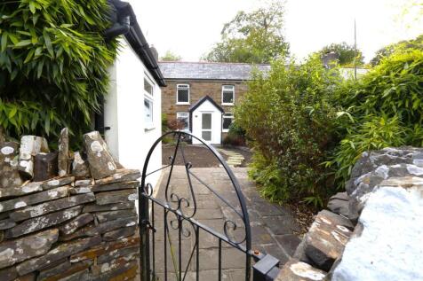 2 bedroom cottage for sale