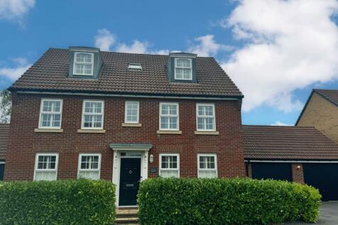 5 bedroom detached house for sale