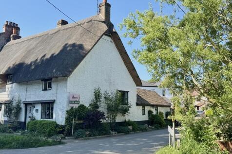 2 bedroom cottage for sale