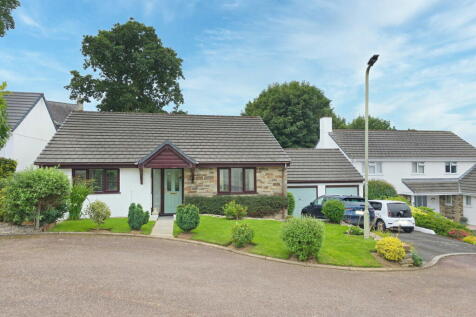 Heather Close, Tavistock PL19 3 bed detached bungalow for sale