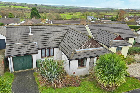 Stanbury Close, Launceston PL15 3 bed detached bungalow for sale
