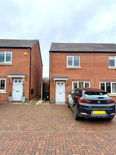 2 bedroom semi-detached house for sale
