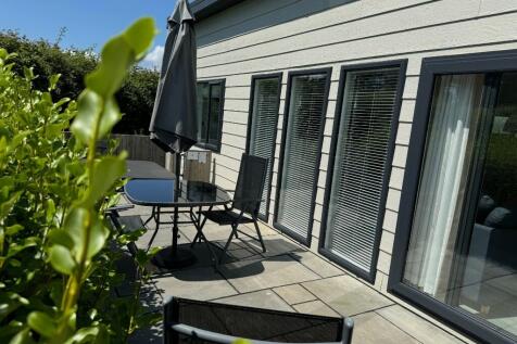 2 bedroom park home for sale