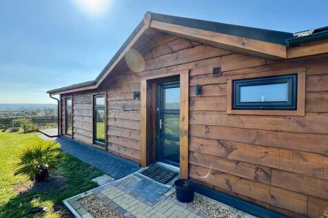3 bedroom lodge for sale
