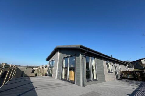 3 bedroom lodge for sale