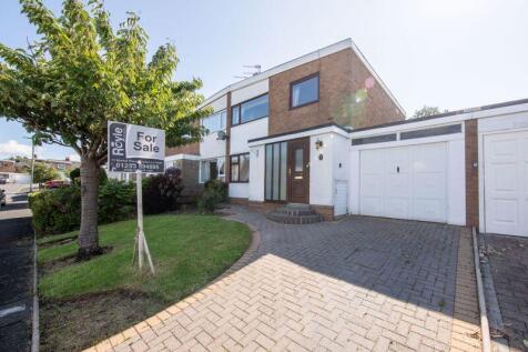 3 bedroom semi-detached house for sale