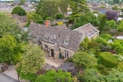 3 bedroom cottage for sale