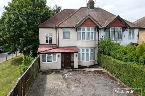 4 bedroom semi-detached house for sale