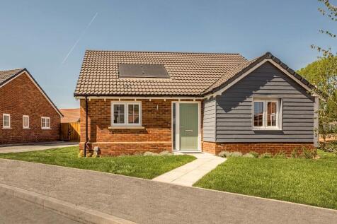 2 bedroom detached bungalow for sale