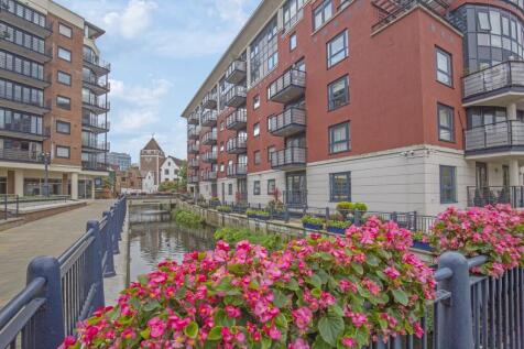 Wadbrook Street, Kingston upon Thames... 2 bed apartment for sale