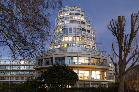 Kingston Riverside, Kingston Upon... 2 bed apartment for sale