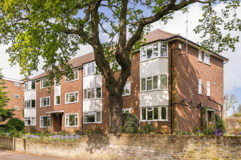 Lower Ham Road, Kingston Upon Thames KT2 2 bed apartment for sale