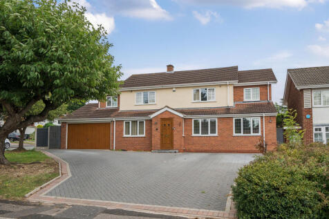 5 bedroom detached house for sale