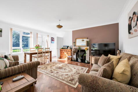 Kemnal Road, Chislehurst BR7 2 bed apartment for sale