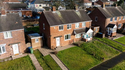 2 bedroom semi-detached house for sale