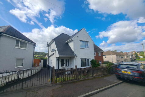 Crescent Road, Gwaun Cae Gurwen... 3 bed semi
