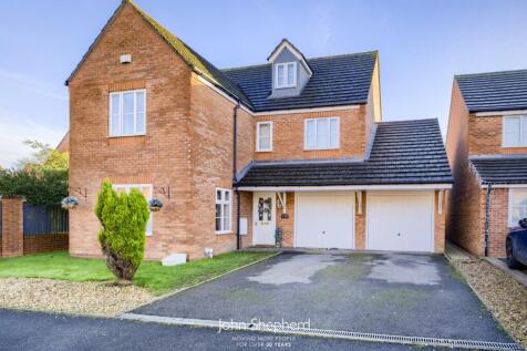 5 bedroom detached house for sale