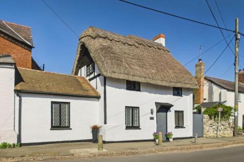 3 bedroom cottage for sale