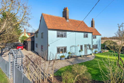 95 Brook End Road South, Chelmsford CM2 5 bed detached house for sale