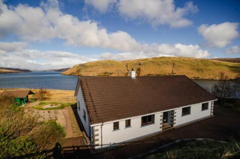 Carbost, Isle Of Skye, IV47 4 bed bungalow for sale