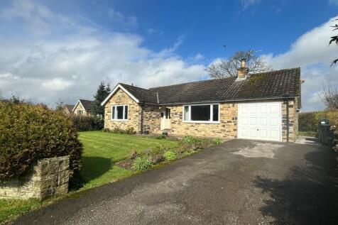 Leyburn Road, Hunton DL8 3 bed detached bungalow for sale
