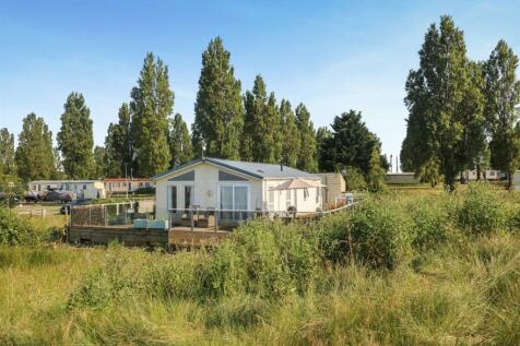 2 bedroom park home for sale