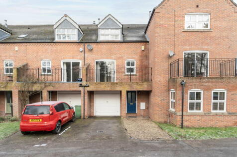 Campleshon Road, York YO23 4 bed townhouse for sale