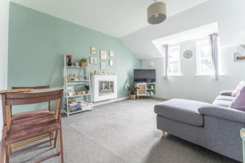 Little Hallfield Road, York YO31 2 bed apartment for sale