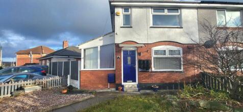 2 bedroom semi-detached house for sale