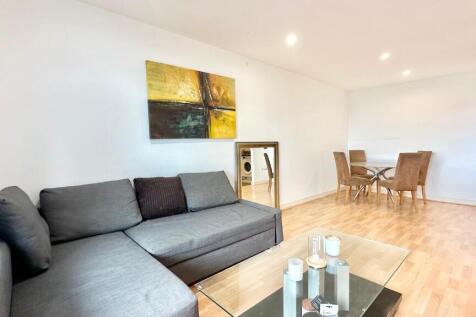 Westgate Apartments, Western Gateway... 3 bed apartment for sale