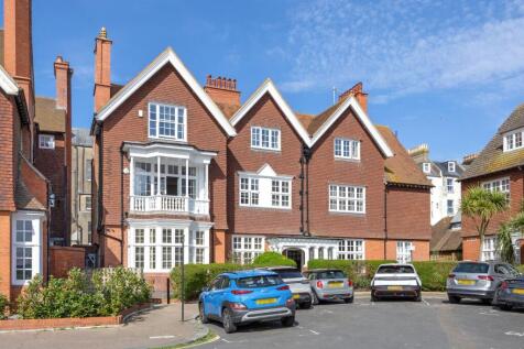 Grand Avenue, Hove BN3 2 bed flat for sale
