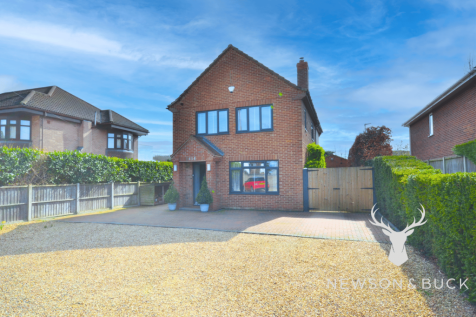 Wootton Road, King's Lynn PE30 5 bed detached house for sale