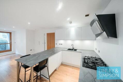 ST JAMES QUAY, 4 BOWMAN LANE, LEEDS... 2 bed flat for sale
