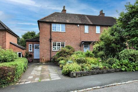 2 bedroom semi-detached house for sale