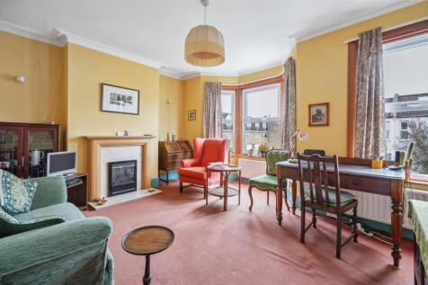 Dryden Road, Wimbledon SW19 2 bed flat for sale