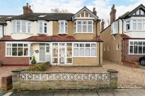 Cherrywood Lane, Morden SM4 3 bed end of terrace house for sale