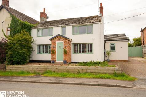 3 bedroom cottage for sale