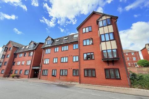 St. Peters Plain, Great Yarmouth 2 bed flat for sale