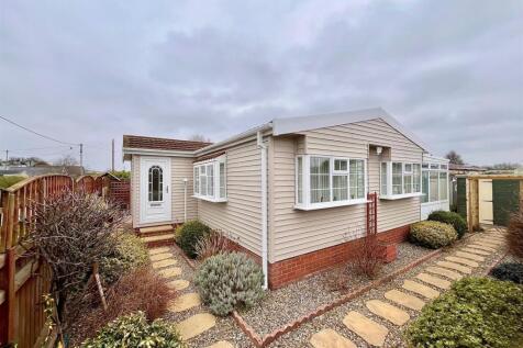 St Thomas Road, Hemsby 3 bed bungalow for sale