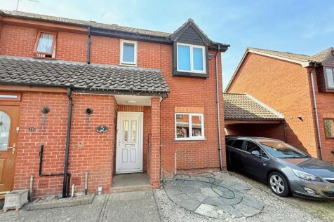 Anchor Court, Great Yarmouth 3 bed house for sale